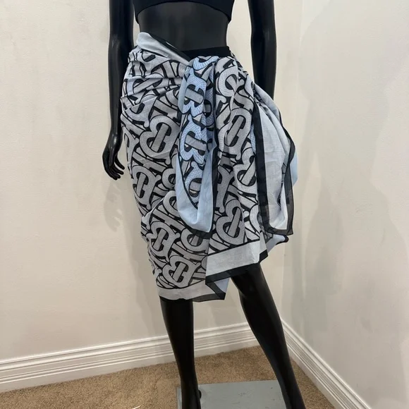 Burberry Monogram Pareo Scarf Wrap Dress Multiway New Luxury - Picture 1 of 10